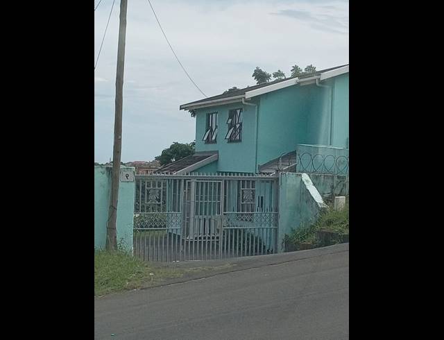 3 BEDROOM HOUSE FOR SALE IN UMLAZI Z